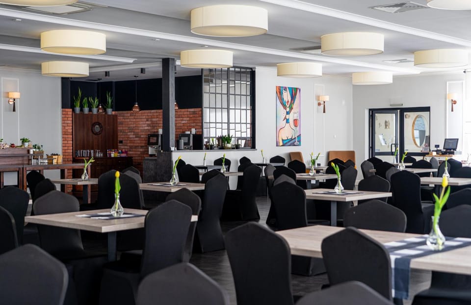 Restaurant/places to eat, Food and drinks, Food, Meals, Buffet breakfast