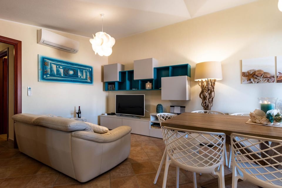 Communal lounge/ TV room, Living room, Other, Seating area