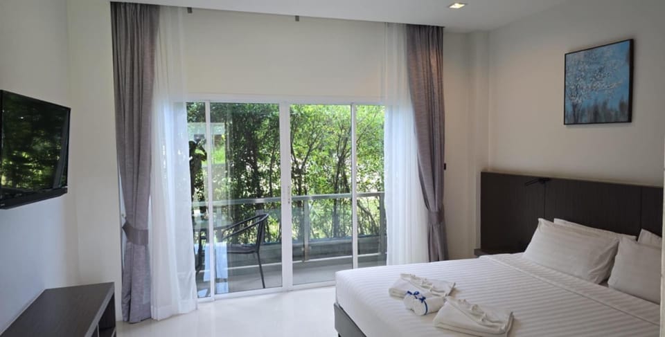 Bed, View (from property/room), Balcony/Terrace, Photo of the whole room, Garden view
