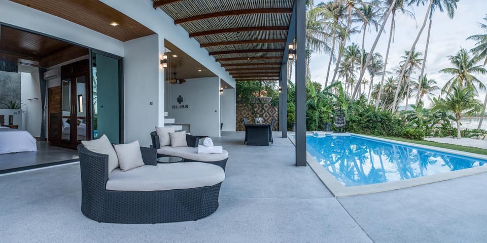 Garden, Balcony/Terrace, Pool view, Swimming pool, Swimming pool, sunbed