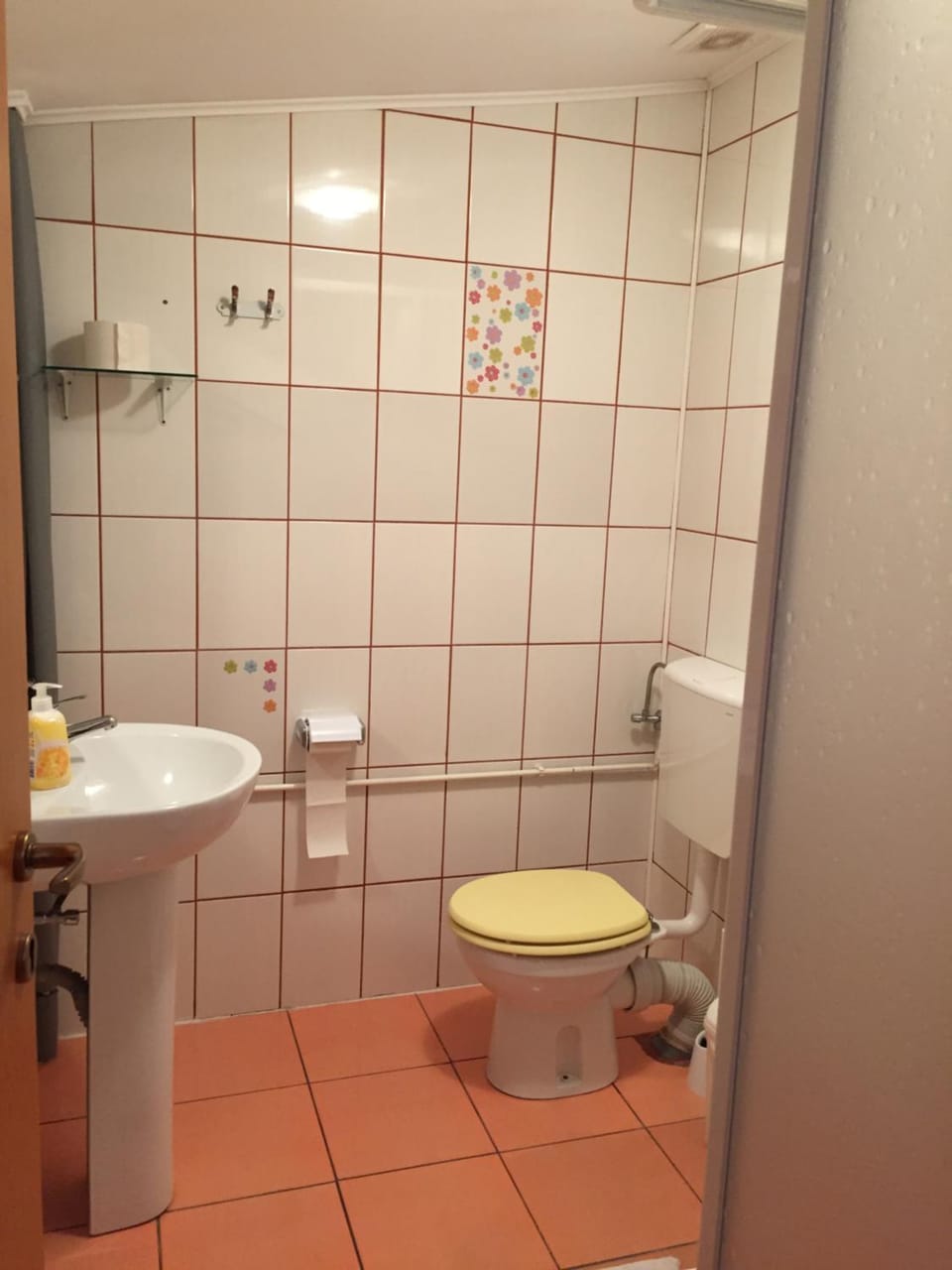 Shower, Toilet, BBQ facilities, BBQ facilities, Bathroom, Balcony/Terrace, Communal kitchen