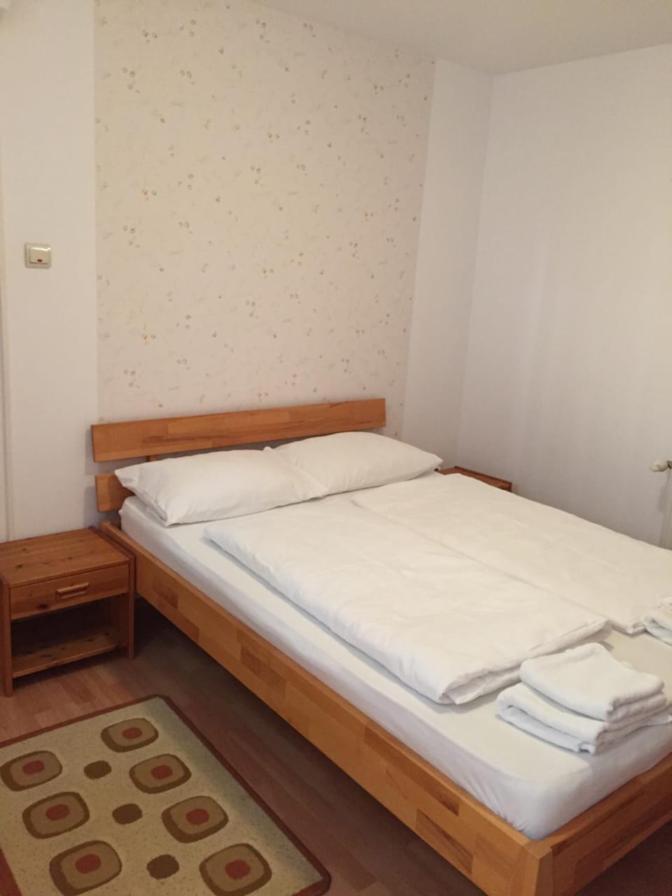 Shower, Toilet, BBQ facilities, BBQ facilities, Garden, Garden, Bathroom, TV and multimedia, Communal kitchen, On site