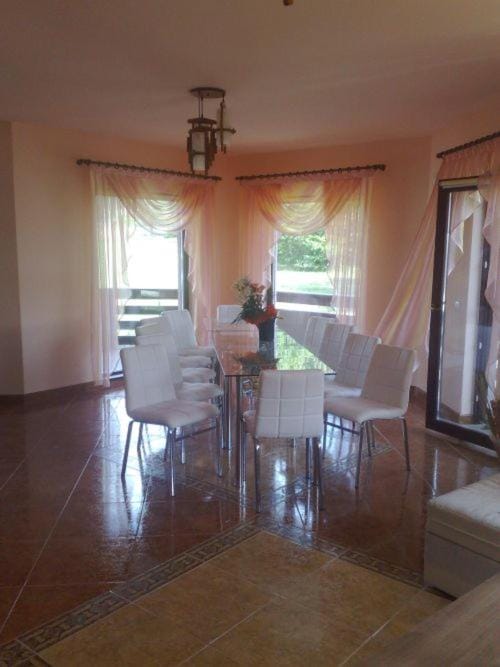 Colt de Rai Bed and Breakfast in Romania