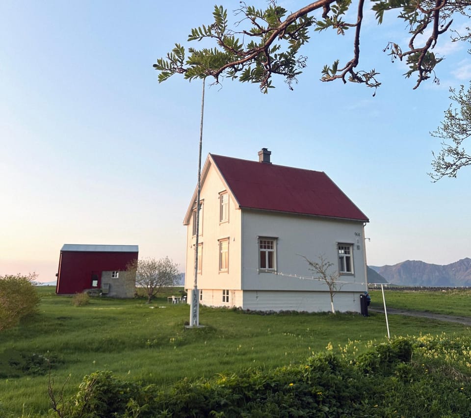 Villa Lofoten - The Farmhouse House in Lofoten