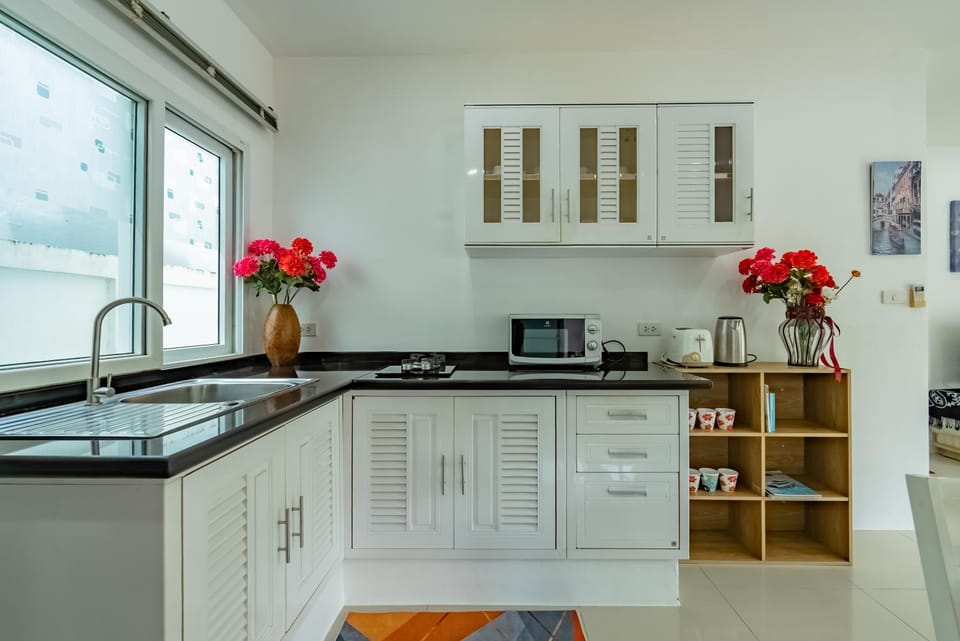 microwave, kitchen