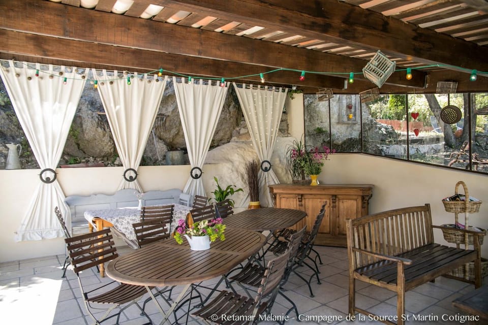 Day, Balcony/Terrace, Dining area, Internal: Not applicable to any particular room