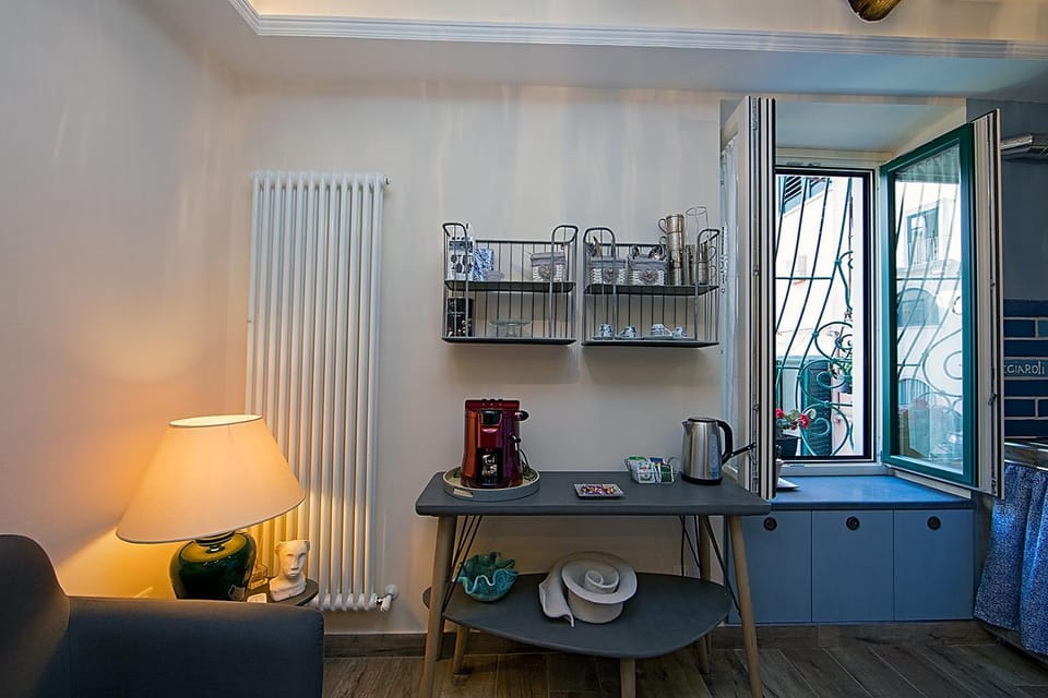 Coffee/tea facilities