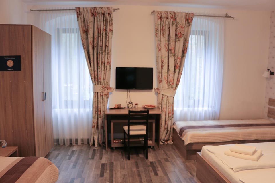 TV and multimedia, Seating area