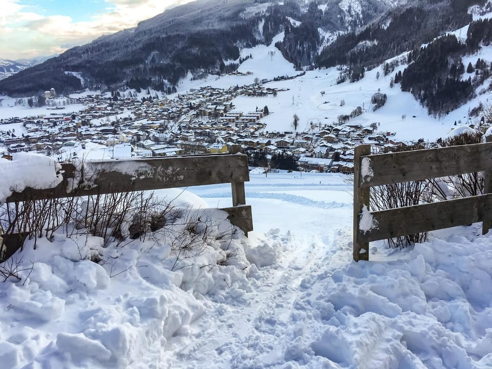 Nearby landmark, Day, Natural landscape, Winter, Mountain view