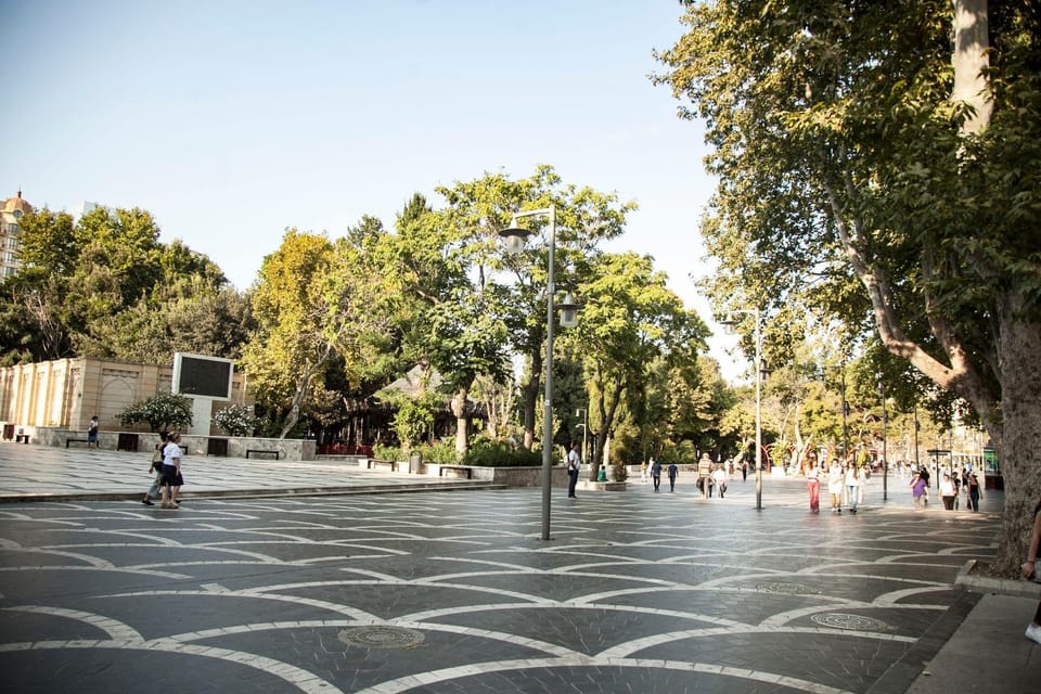 Nearby landmark, Neighbourhood, Other, Other, Area and facilities, Shopping Area