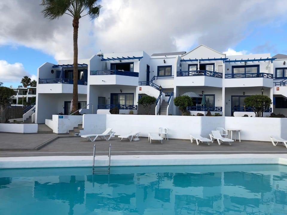 Property building, Pool view