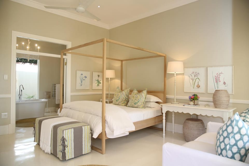 Bathroom, Bedroom