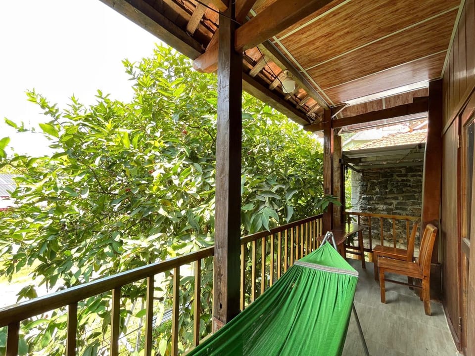 Balcony/Terrace, Garden view