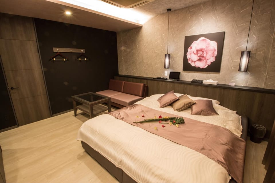 ホテル アンジュエトワール 堺 - Adult Only Love hotel in Osaka Prefecture