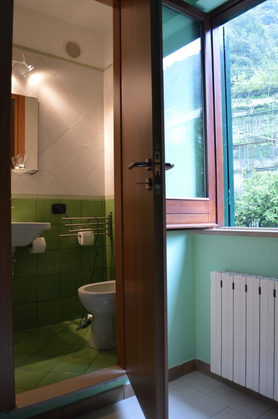 Other, Photo of the whole room