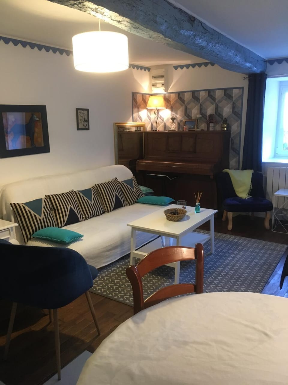 Communal lounge/ TV room