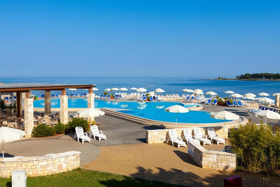 Beach, Swimming pool