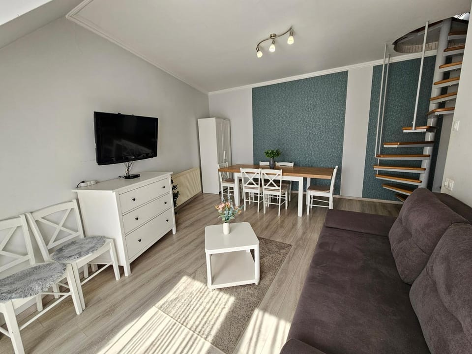 Zoli Apartmanok-Adri Kölcsey 32 Apartment in Hungary