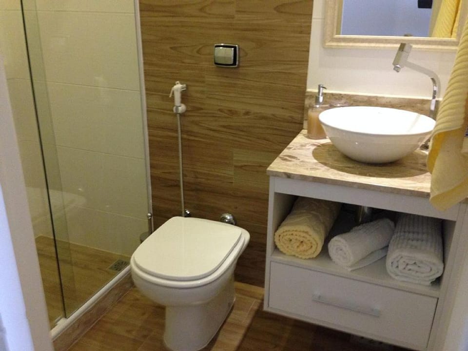 Bathroom, Decorative detail