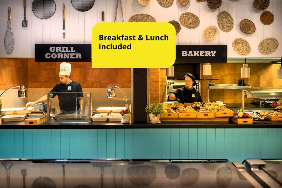 Restaurant/places to eat, Buffet breakfast