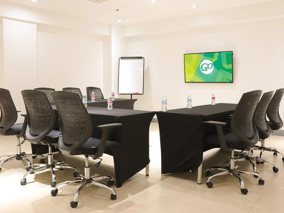 Meeting/conference room