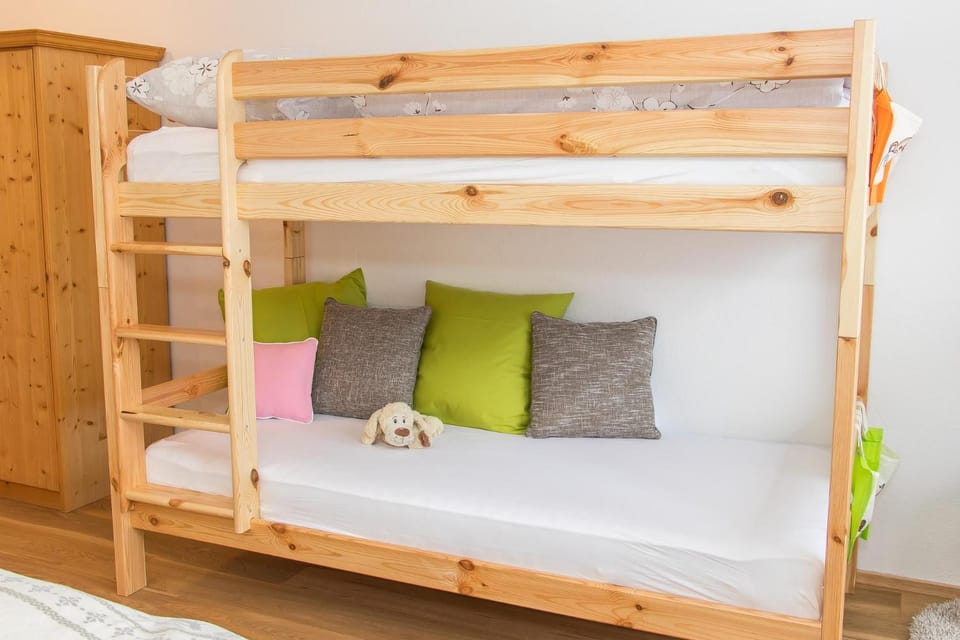 bunk bed