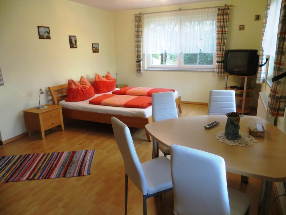 Dining area, Bedroom