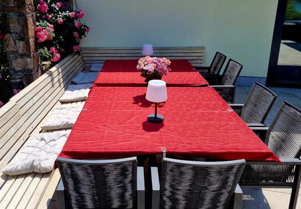 Balcony/Terrace, Seating area, Dining area