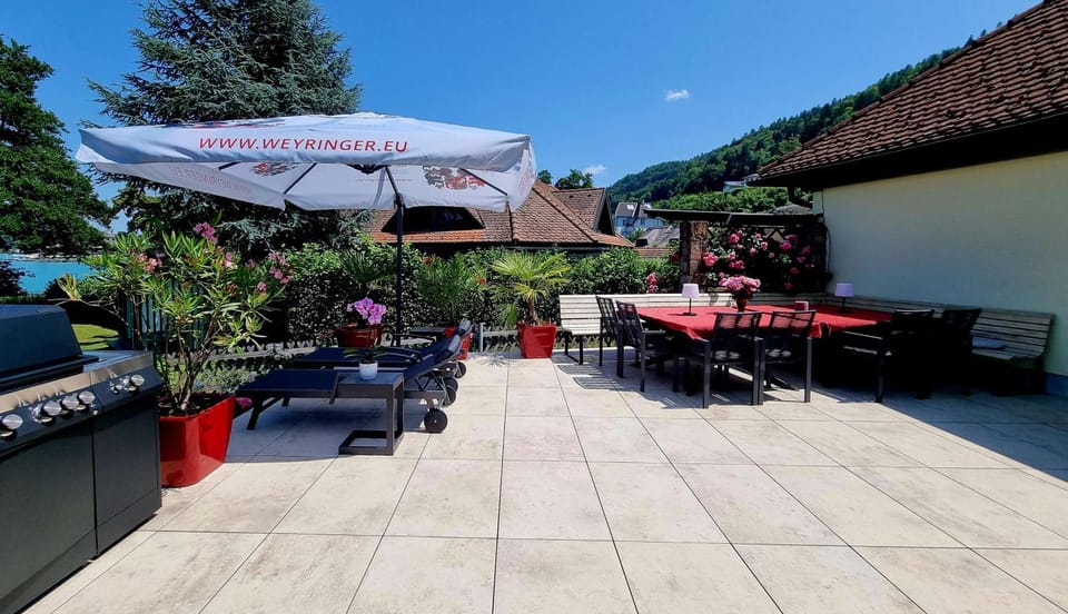 BBQ facilities, Balcony/Terrace, Dining area, sunbed