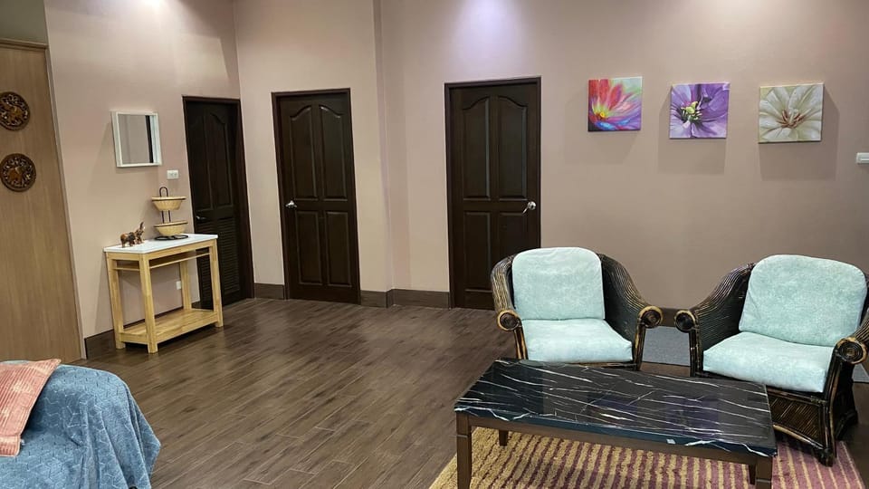 Seating area