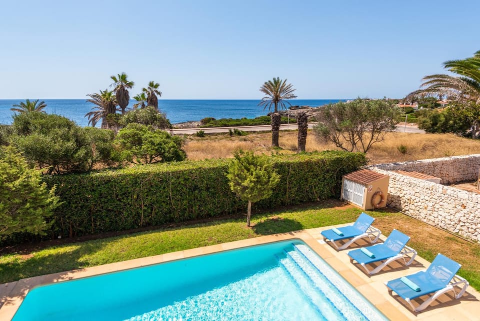 Garden view, Pool view, Sea view, sunbed