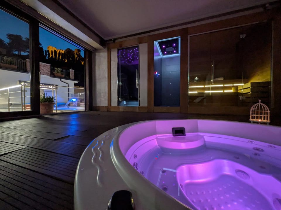 Nearby landmark, Summer, Hot Tub, Sauna, Steam room, View (from property/room), Spa and wellness centre/facilities, Landmark view, Pool view, Swimming pool, Seasons, Sunset, Open Air Bath, Inner courtyard view