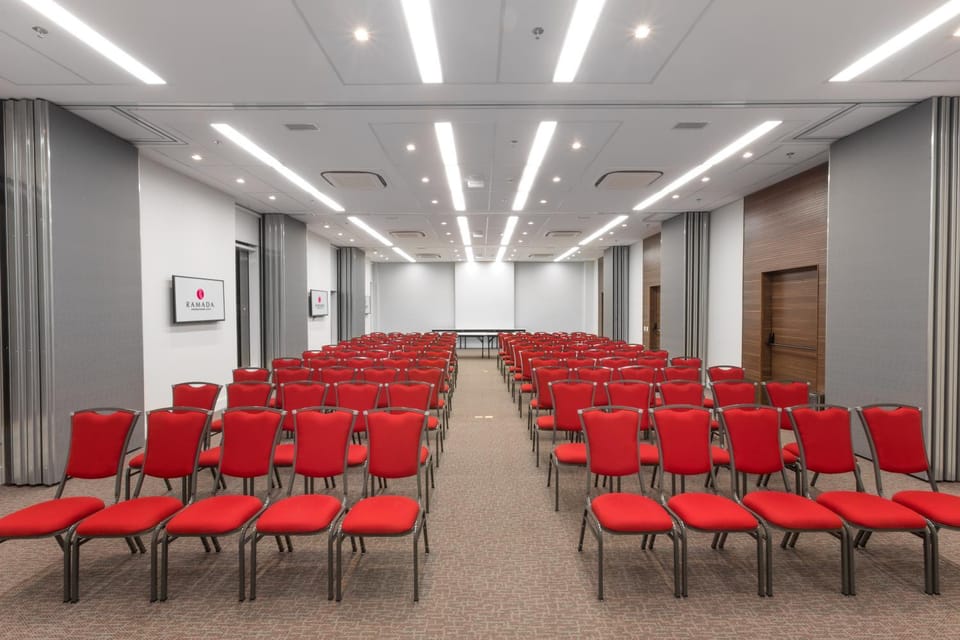 Meeting/conference room