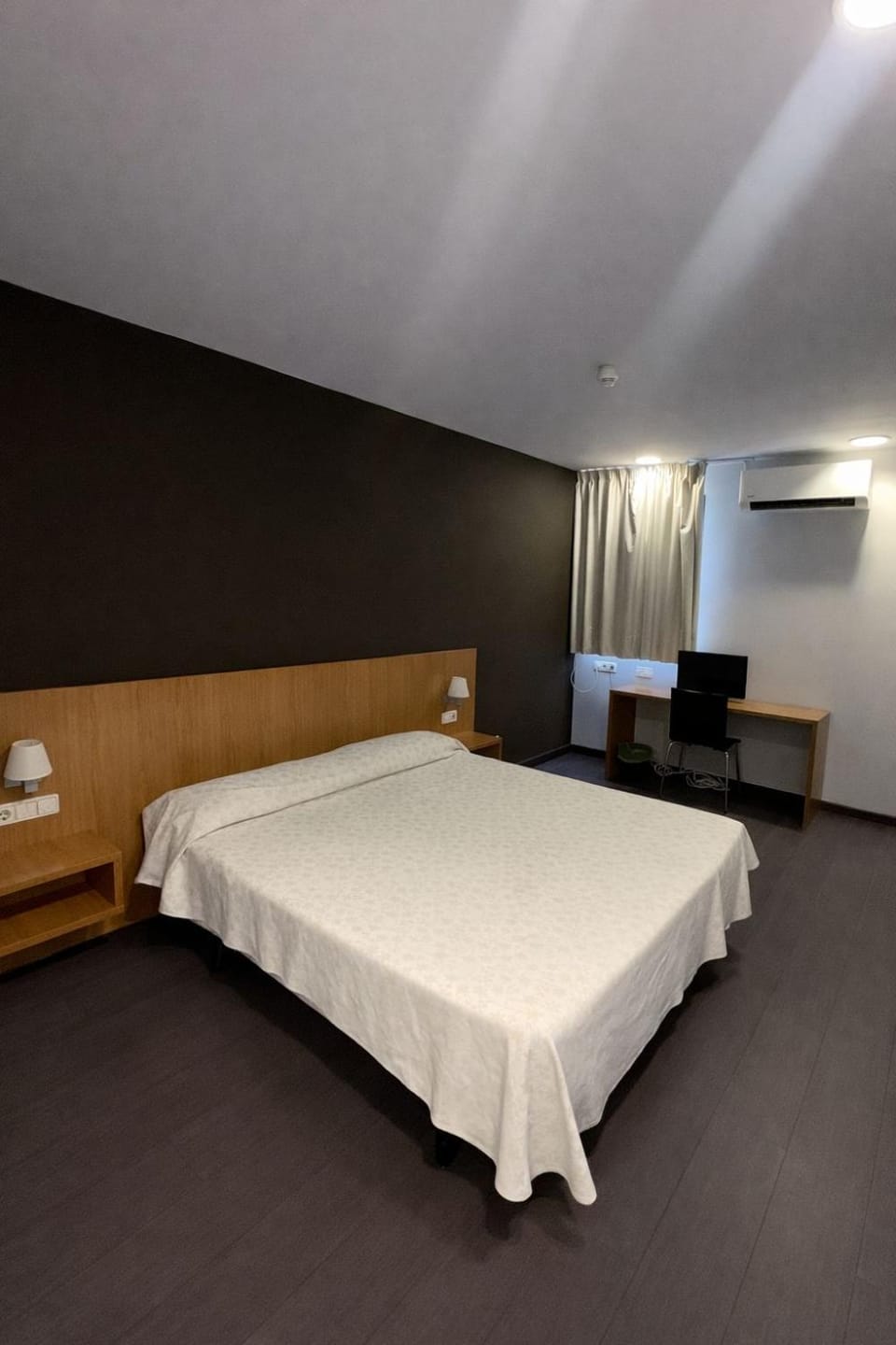 Hostal Mediterranea Hotel in Madrid