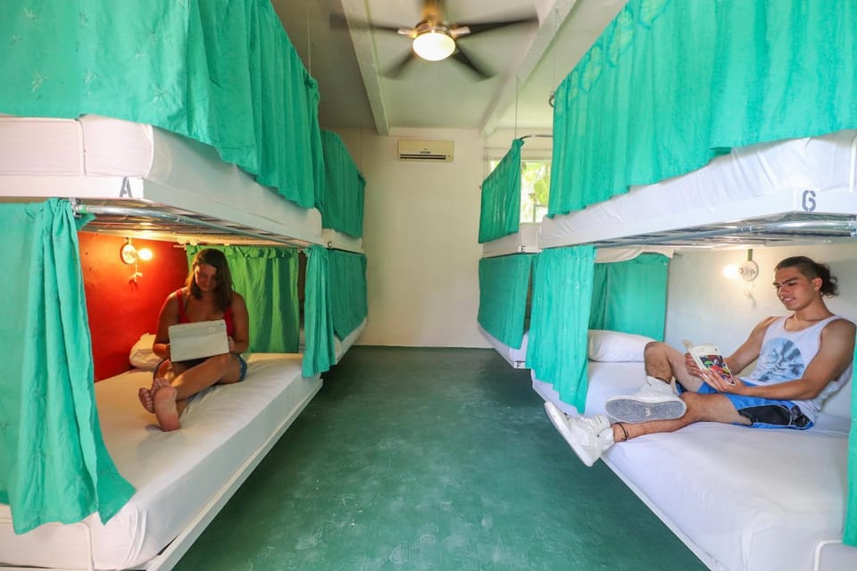 group of guests, bunk bed