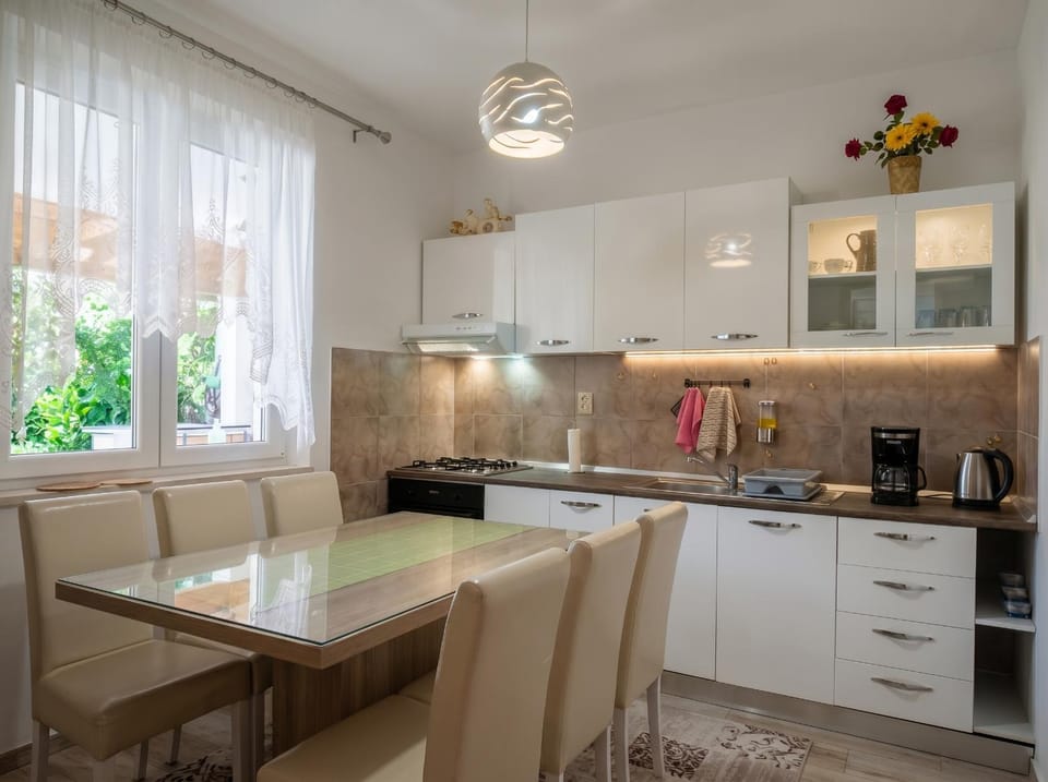 Apartment Ivan & Kate - Easy Self Check-In Apartment in Dubrovnik