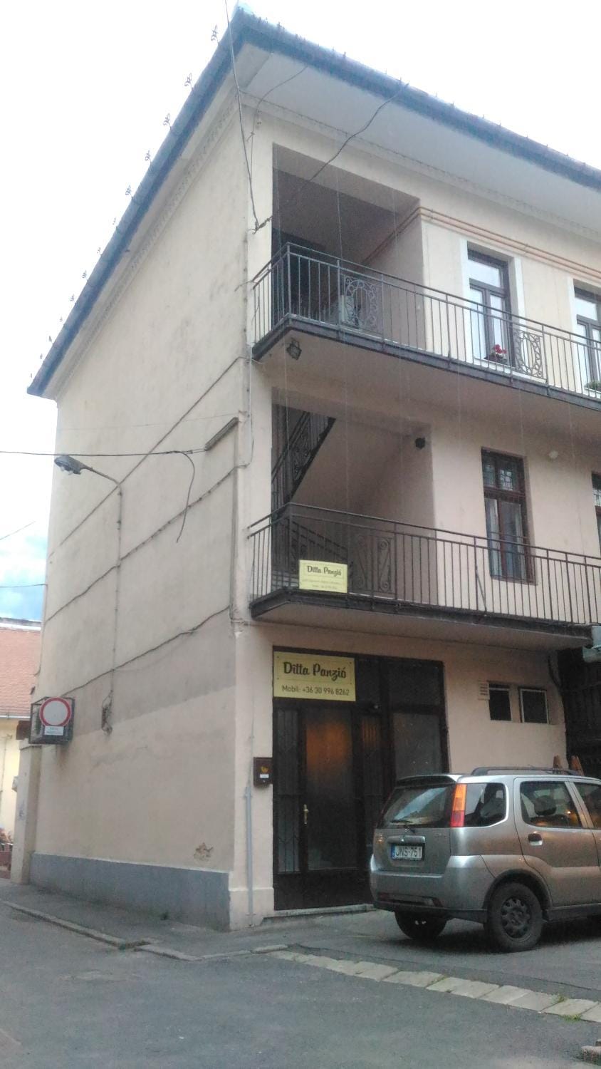 Property building, Facade/entrance