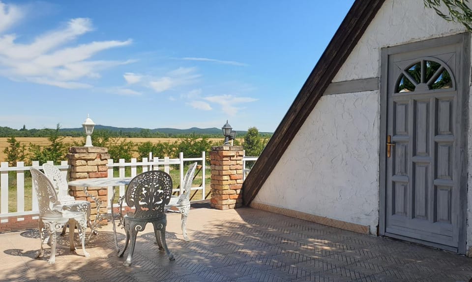 Lesence Major Bed and Breakfast in Hungary