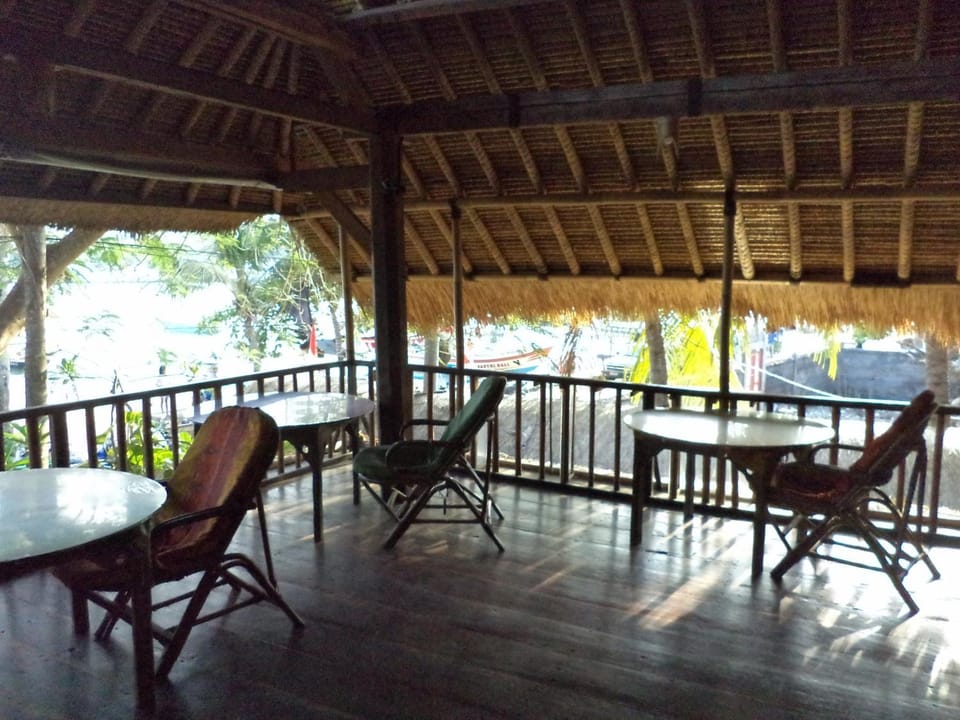 Topi inn Inn in Karangasem Regency