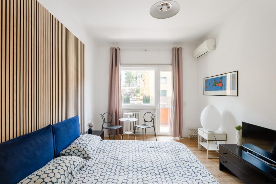 Property building, Bedroom