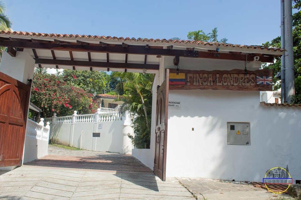 Facade/entrance, Garden, Garden view