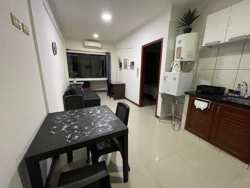Living room, Seating area, Dining area, air conditioner