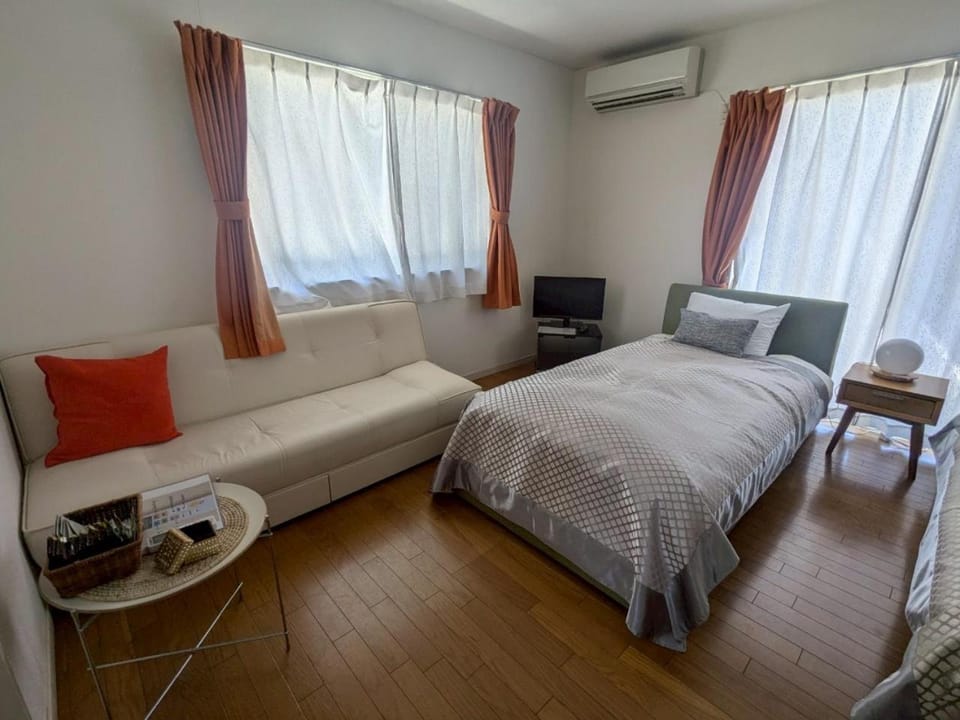 La Curación Bed and Breakfast in Japan