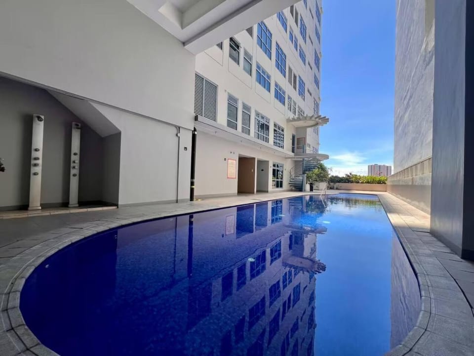 Eton Parkview Apartment in Pasay