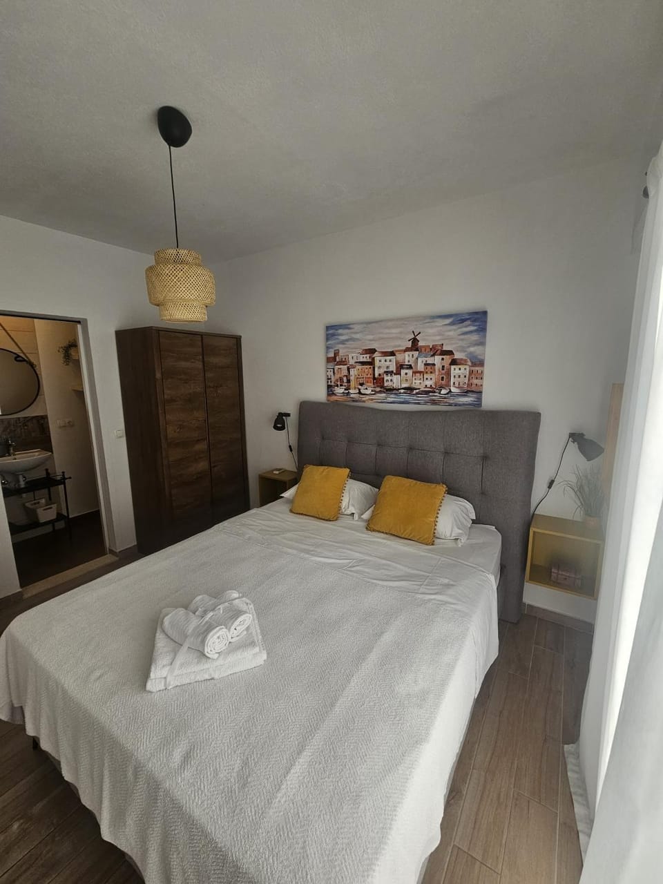 Bed, Bedroom