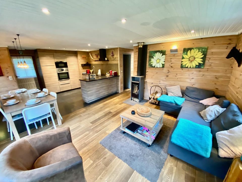 Chalet "A l Orée du bois" Chalet in Wallonia, Belgium