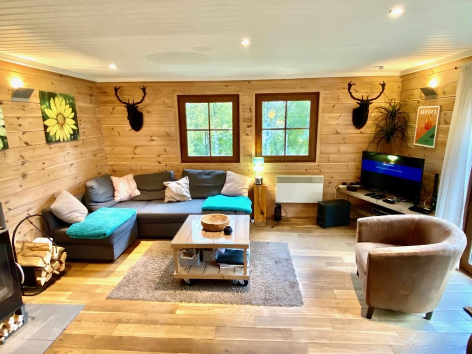 Chalet "A l Orée du bois" Chalet in Wallonia, Belgium