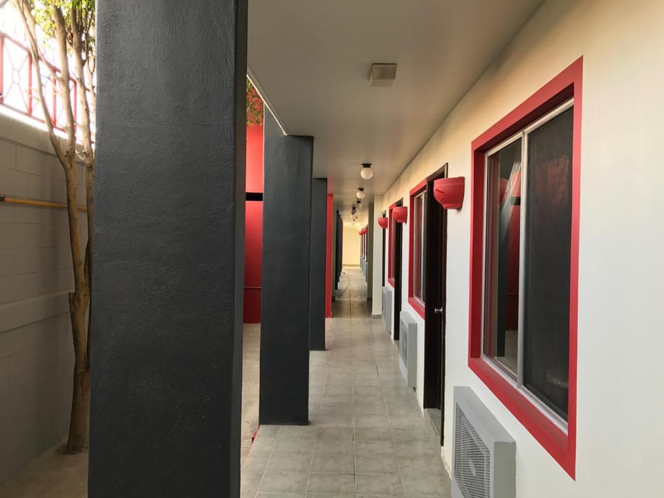 Motel El Refugio Motel in Tijuana