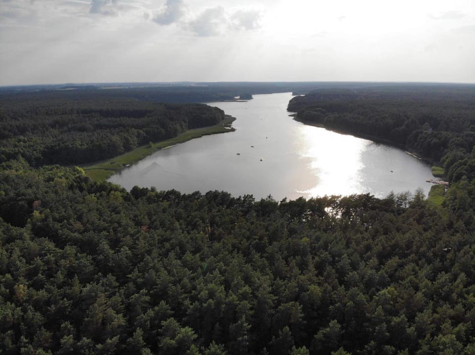 Domek letniskowy nad jeziorem w Stęszewku Nature lodge in Greater Poland Voivodeship