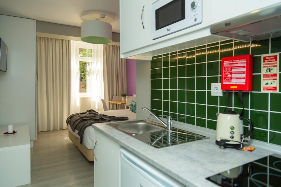Chic Studios Bed and Breakfast in Lisbon District